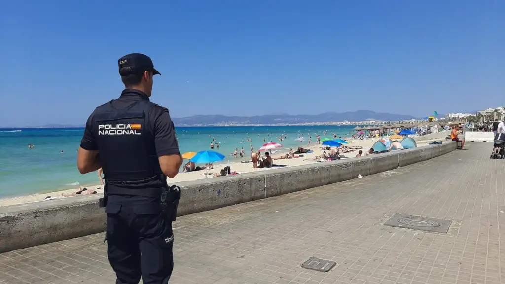 Agente de Policia nacional